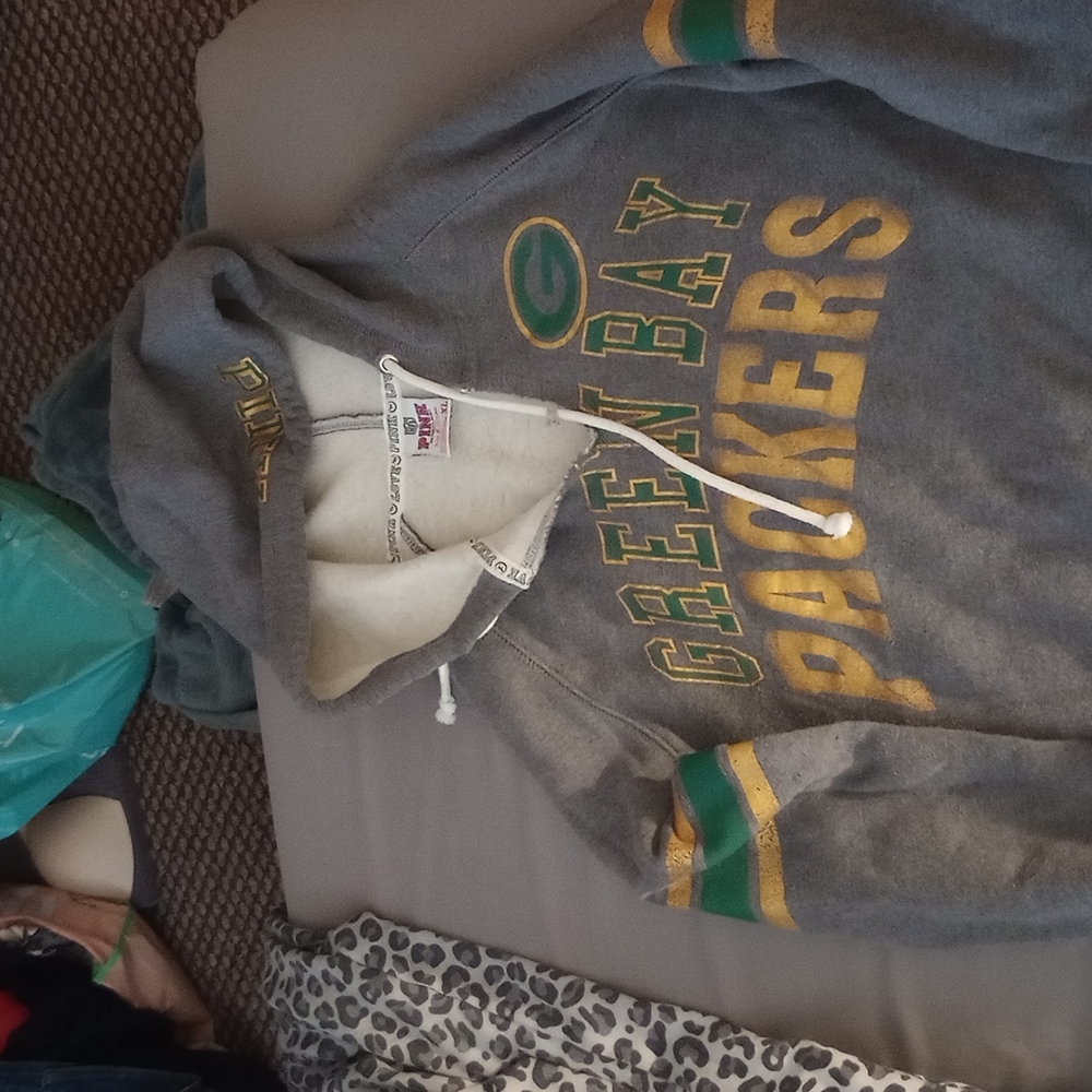 Victoria’s Secret Pink Green Bay Packers Hooded Sweatshirt